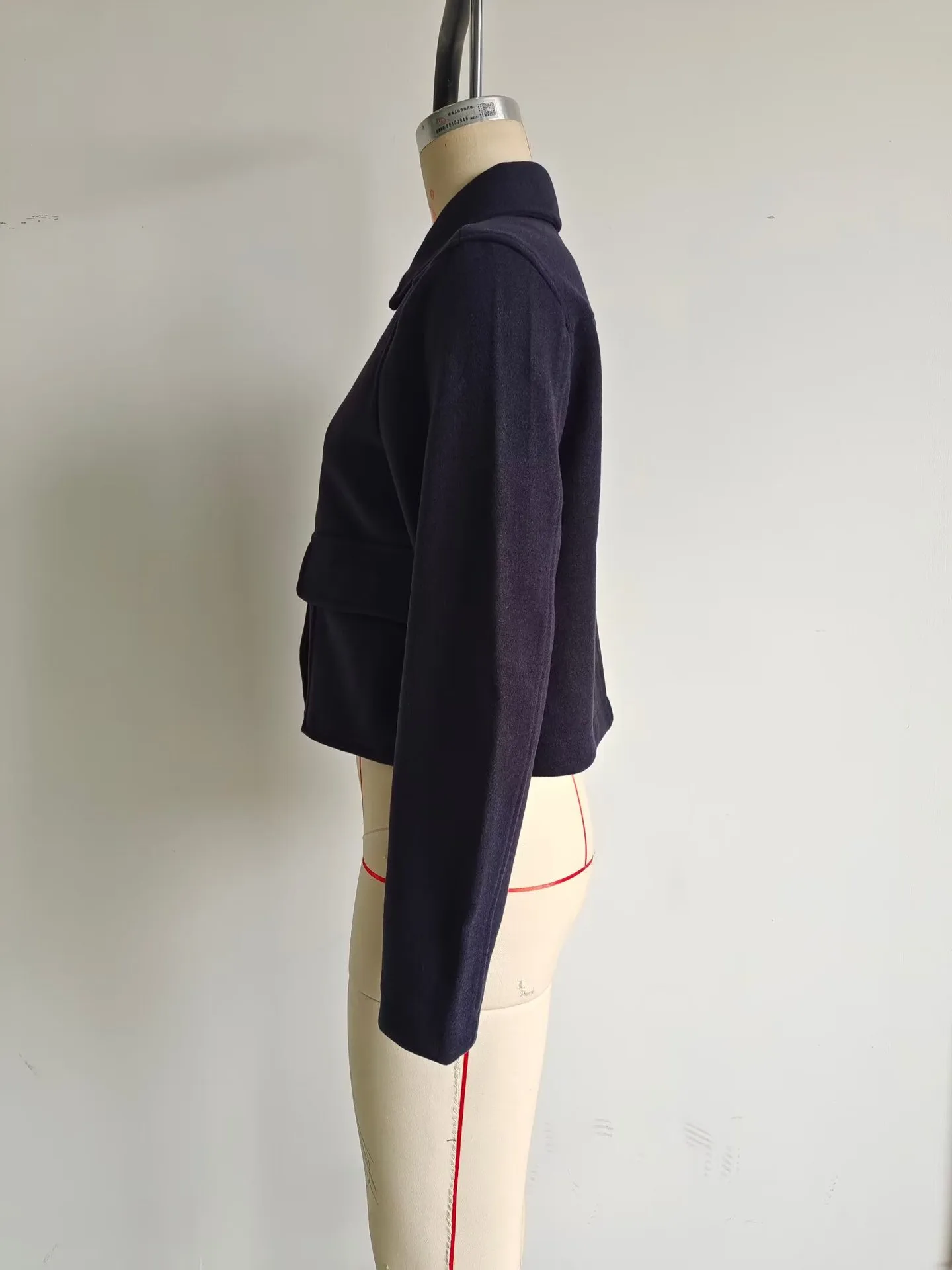 Fashionable Soft Metal Buckle Decorative Jacket Elegant Long Sleeve Short Length Polyester Women's Outerwear Pure Color display picture 16