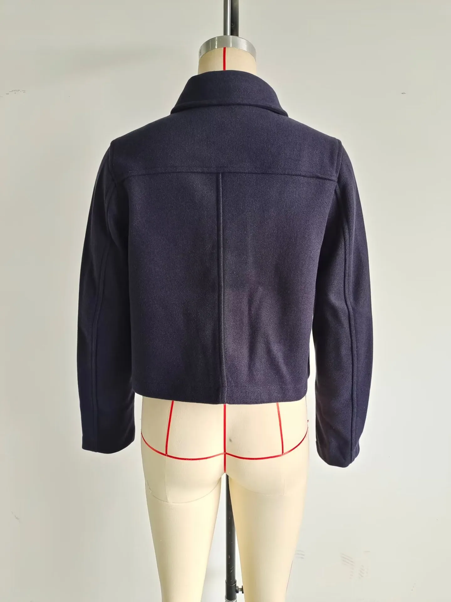 Fashionable Soft Metal Buckle Decorative Jacket Elegant Long Sleeve Short Length Polyester Women's Outerwear Pure Color display picture 18