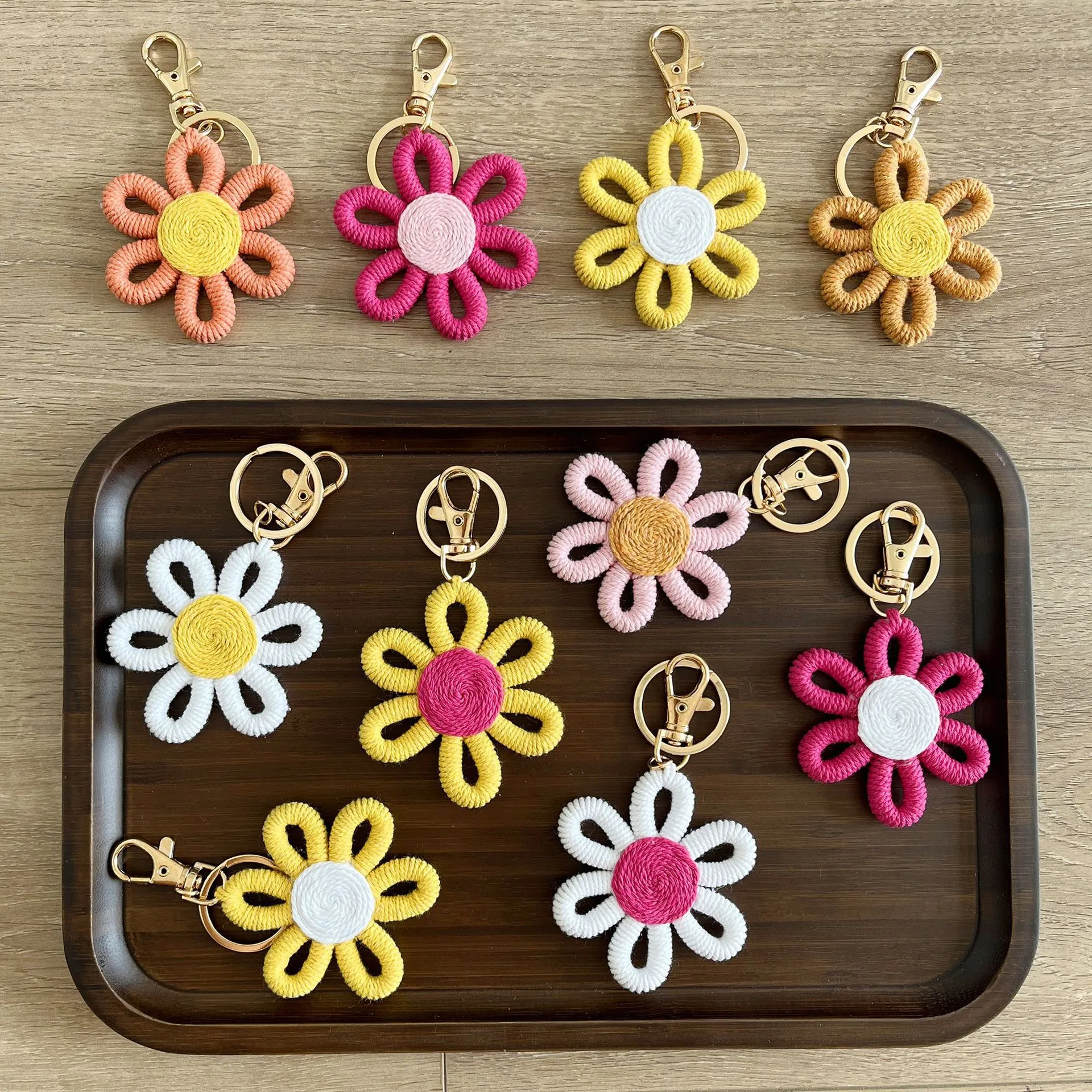 Daisy Party Gift Mini Flower Keychain Sunflower Woven Simple Pendant Car Ring Decoration Ornament Handmade Cotton Rope Plant Floral display picture 7