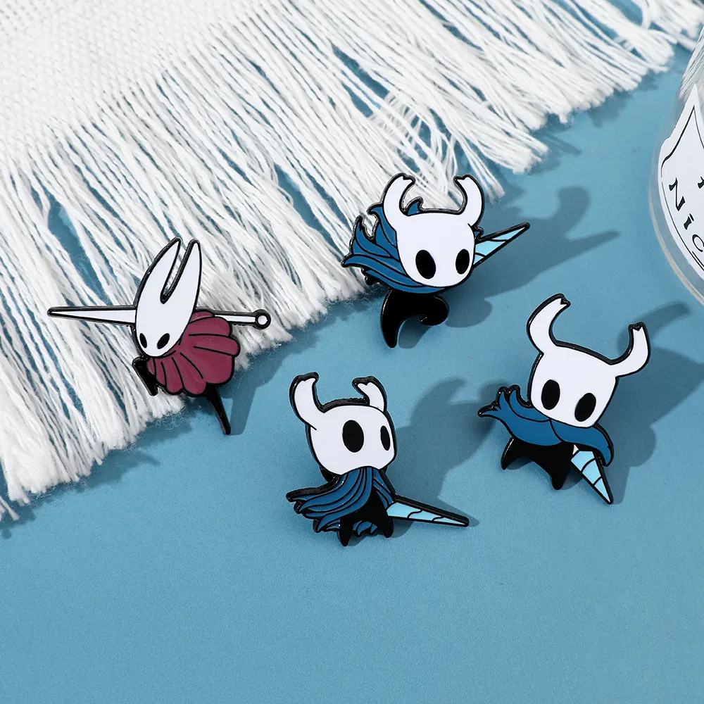 Cartoon Game Character Metal Badge Hollow Knight Chest Pin Bag Accessory Alloy Material Unisex Two-Dimensional Style display picture 4