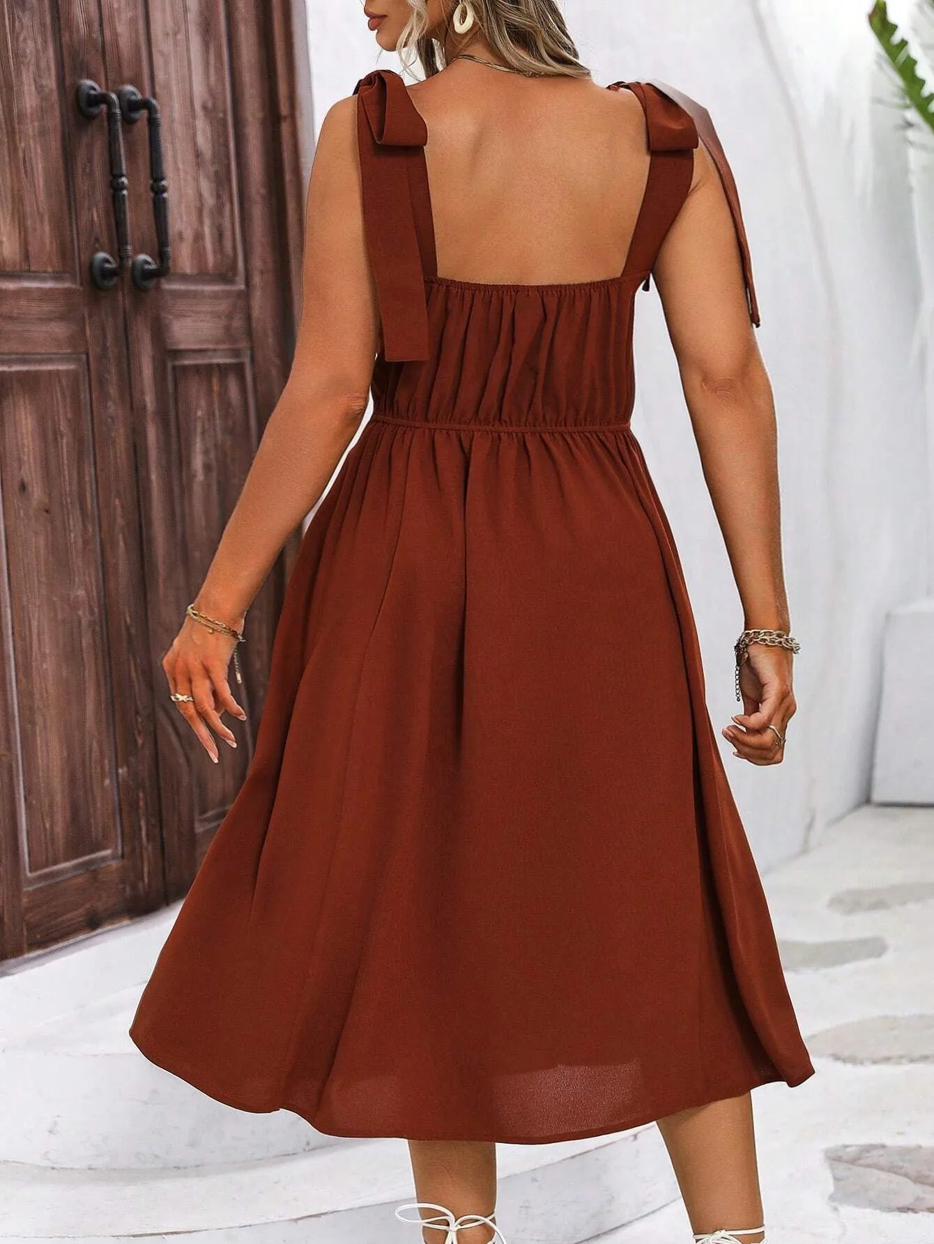 New Seaside Vacation Style Women's Casual Suspender Skirt Slim Slit High Sense French Dress display picture 4