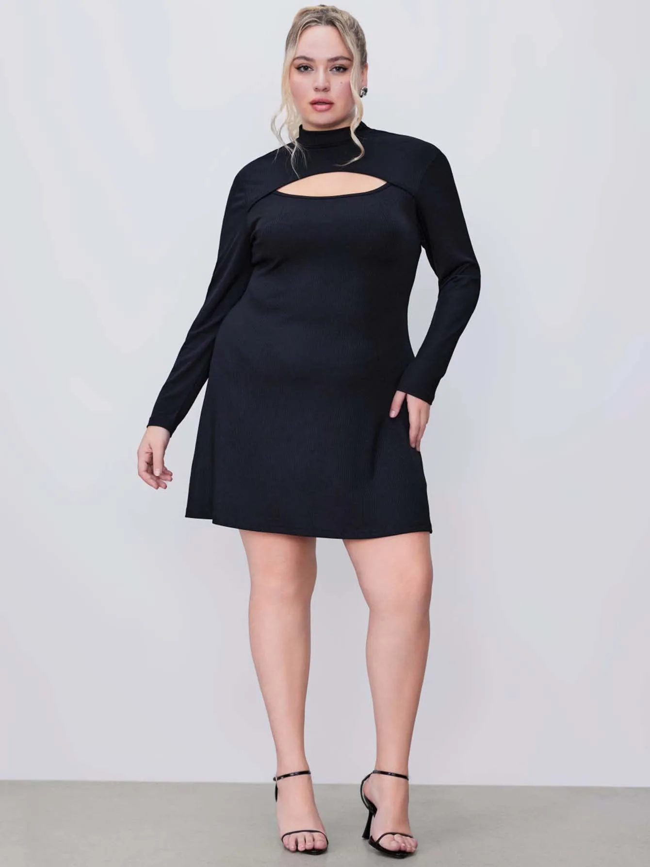 New   Plus Size Women's Clothing Sexy Cutout Dress Fall/Winter Slim Long Sleeve A- Line Skirt display picture 5