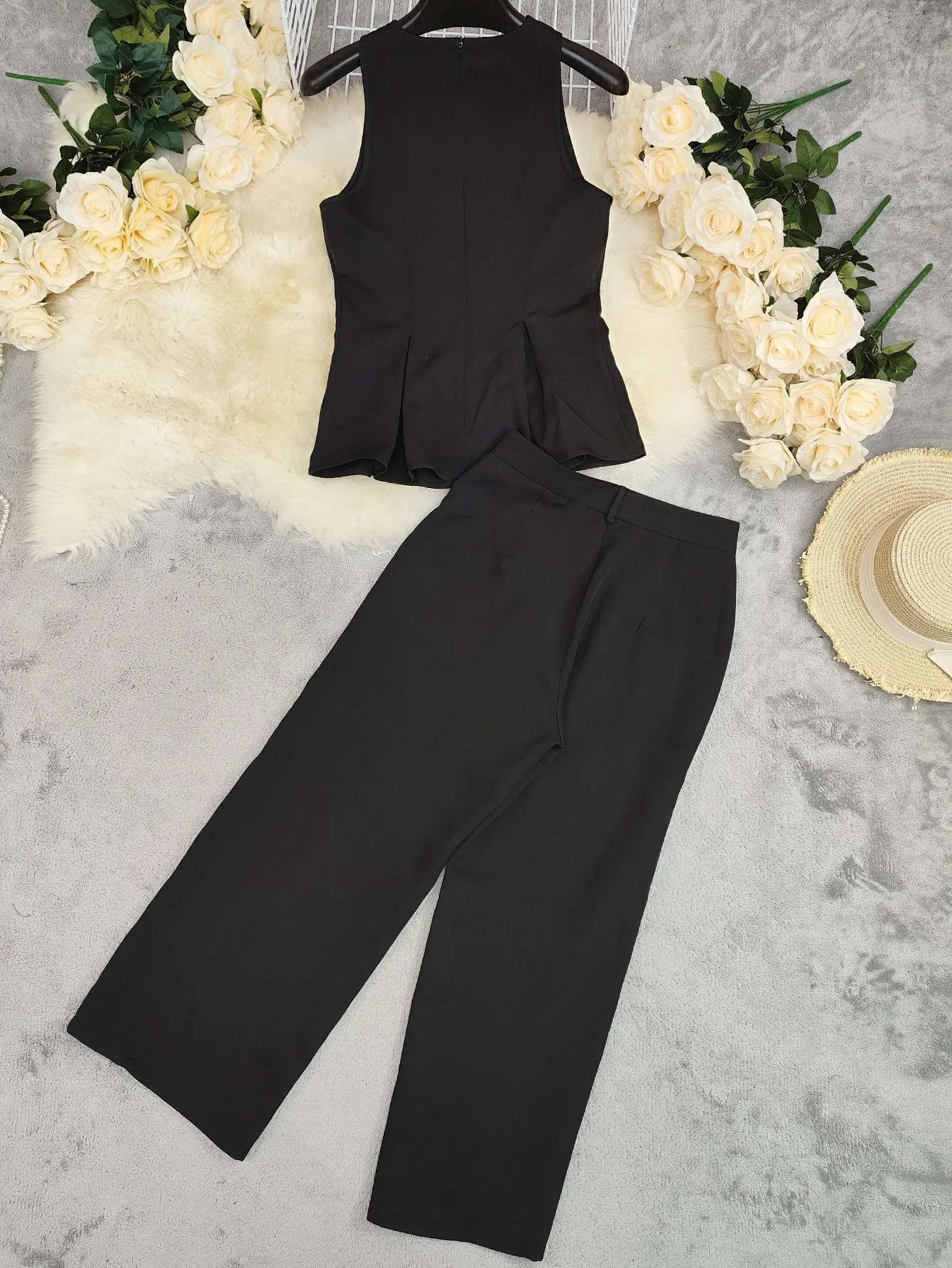 Pure Color Slim Fit Casual Set For Women Elegant Style Straight Leg Pants Waist-Cinching Top Summer New Arrival Fashion Set display picture 9