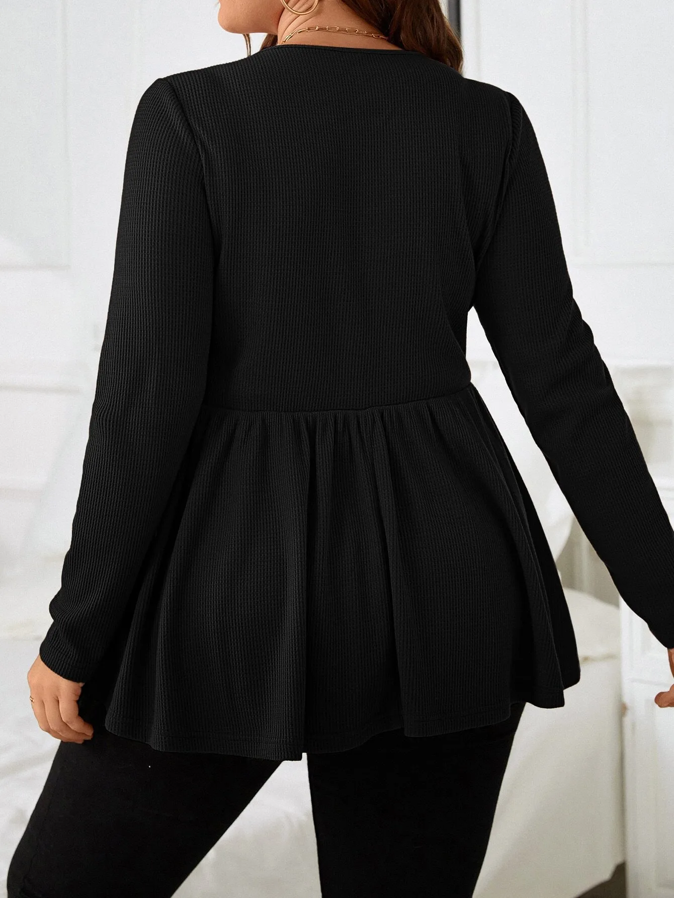 International Station Plus Size Women's V-neck Long-Sleeved T-shirt Autumn And Winter Elegant Fashionable All-Match Slim Top For Women display picture 7