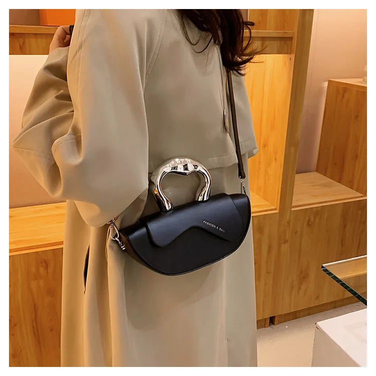 Cute New Handbag High-Grade Simple Casual Shoulder Messenger Bag Fresh Sweet Underarm Bag For Women display picture 9