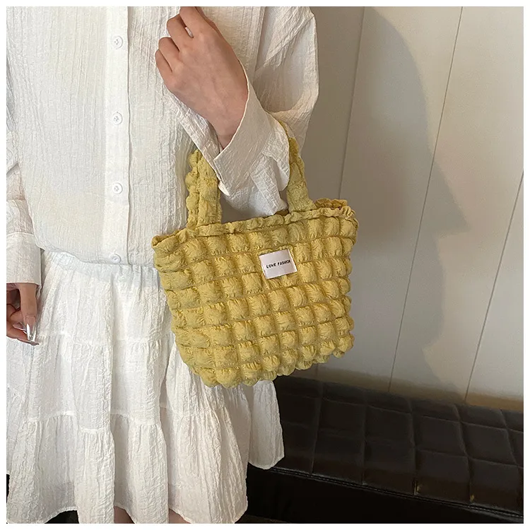 Simple Large Capacity Totes Women's Casual New Style  Spring New Simple Fashion Commute Minimalist Handbag display picture 10