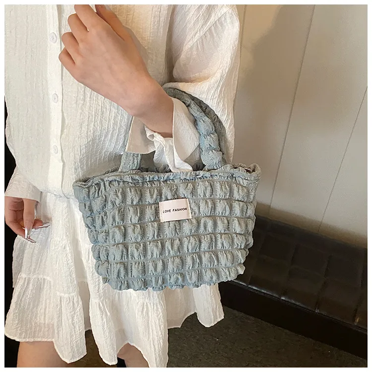 Simple Large Capacity Totes Women's Casual New Style  Spring New Simple Fashion Commute Minimalist Handbag display picture 14