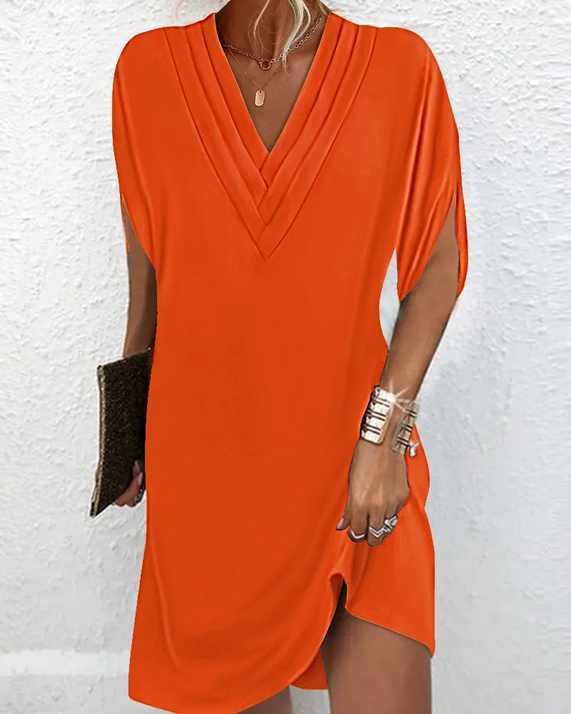 New Women's Spring Summer V-neck Pleated Batwing Sleeve Dress Elegant Commute City Style Knee-length Dress display picture 5