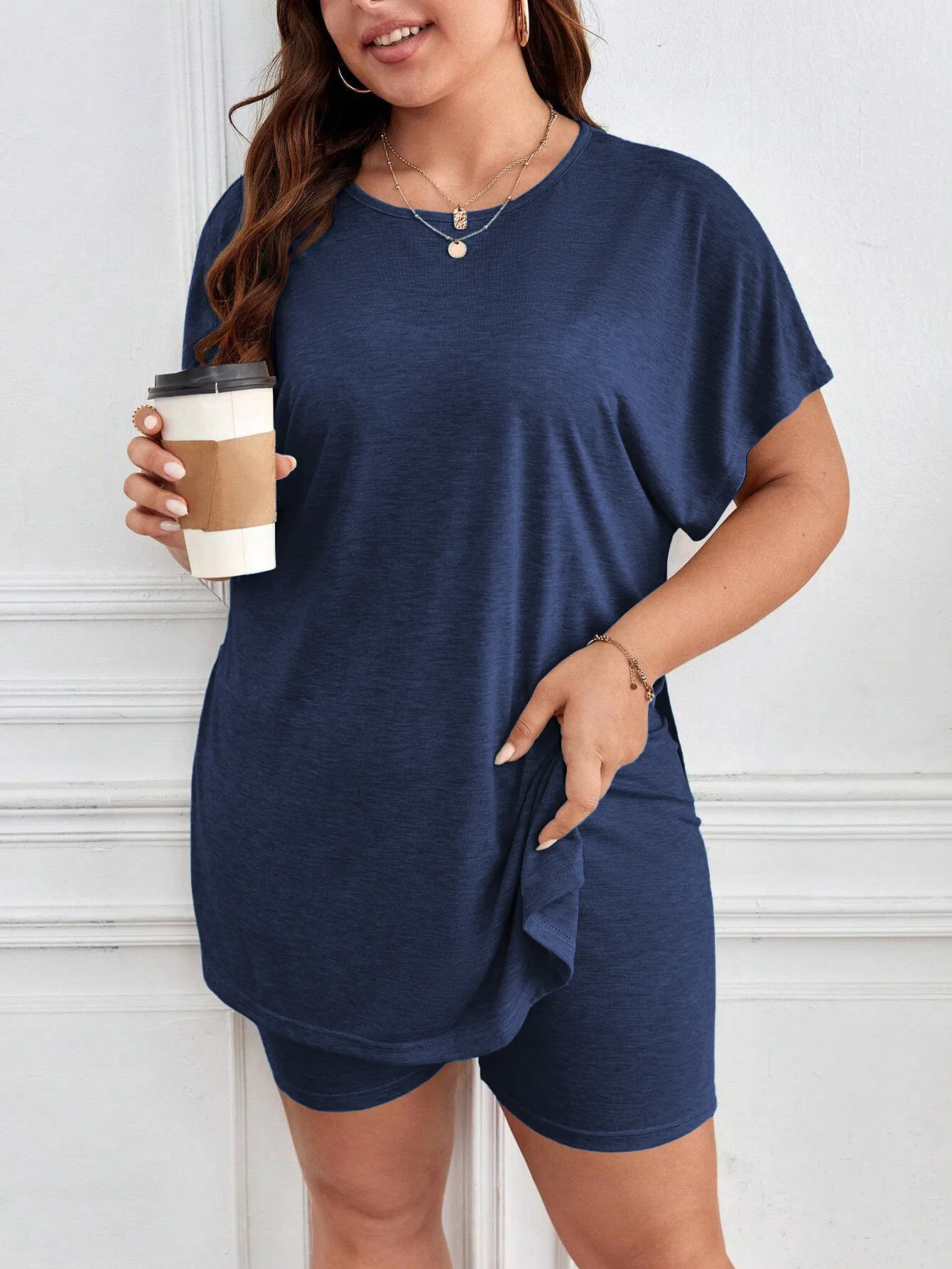 Casual And Comfortable Plus Size Loungewear Suit Summer Short Sleeve Shorts Two-Piece  Simple Style Women's Fashion display picture 6