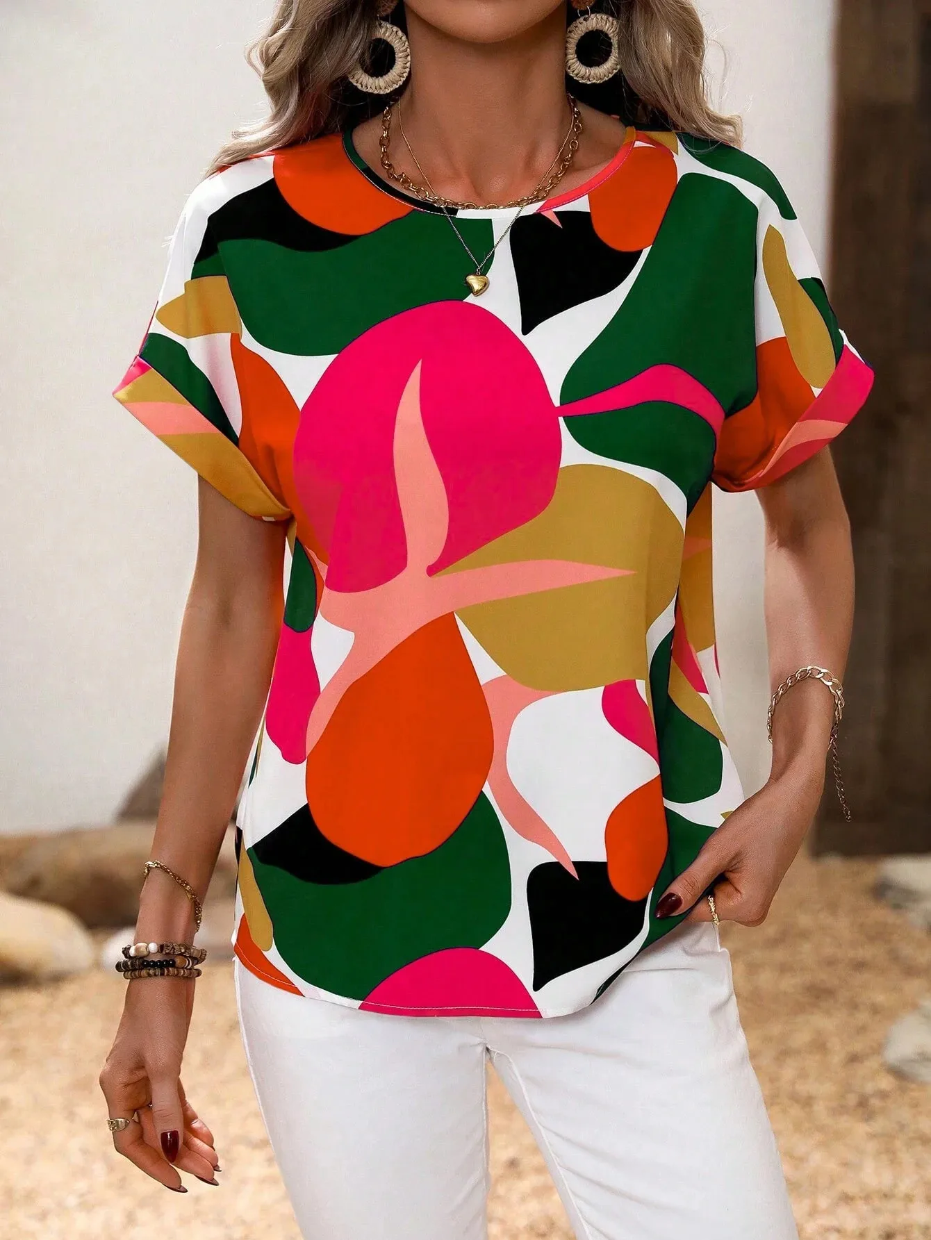 Fashion Short Sleeve Round Neck T-shirt Independent New Summer Printed Top Women's Plant Flower Polyester Fabric Batwing Sleeve display picture 14