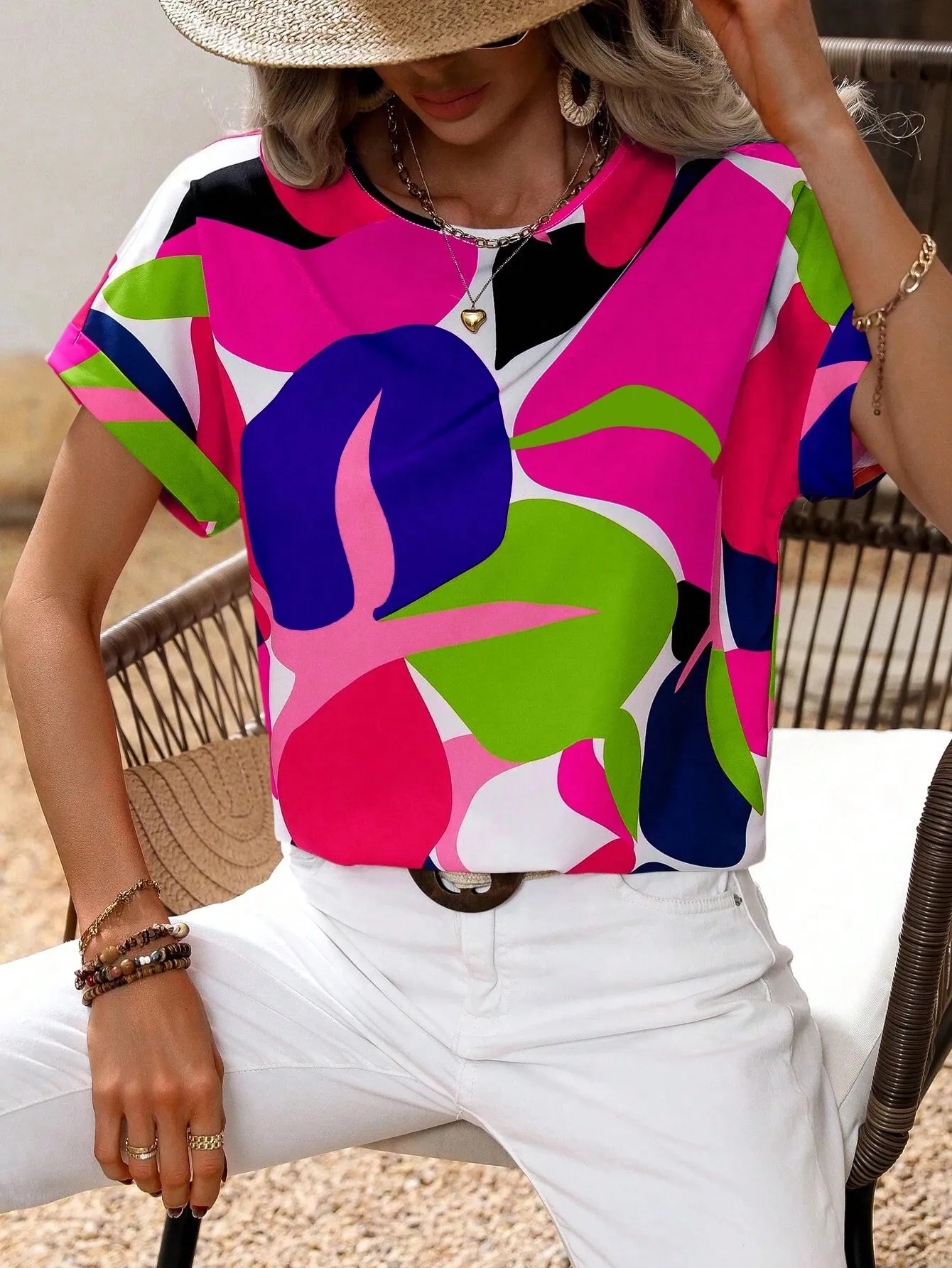 Fashion Short Sleeve Round Neck T-shirt Independent New Summer Printed Top Women's Plant Flower Polyester Fabric Batwing Sleeve display picture 23