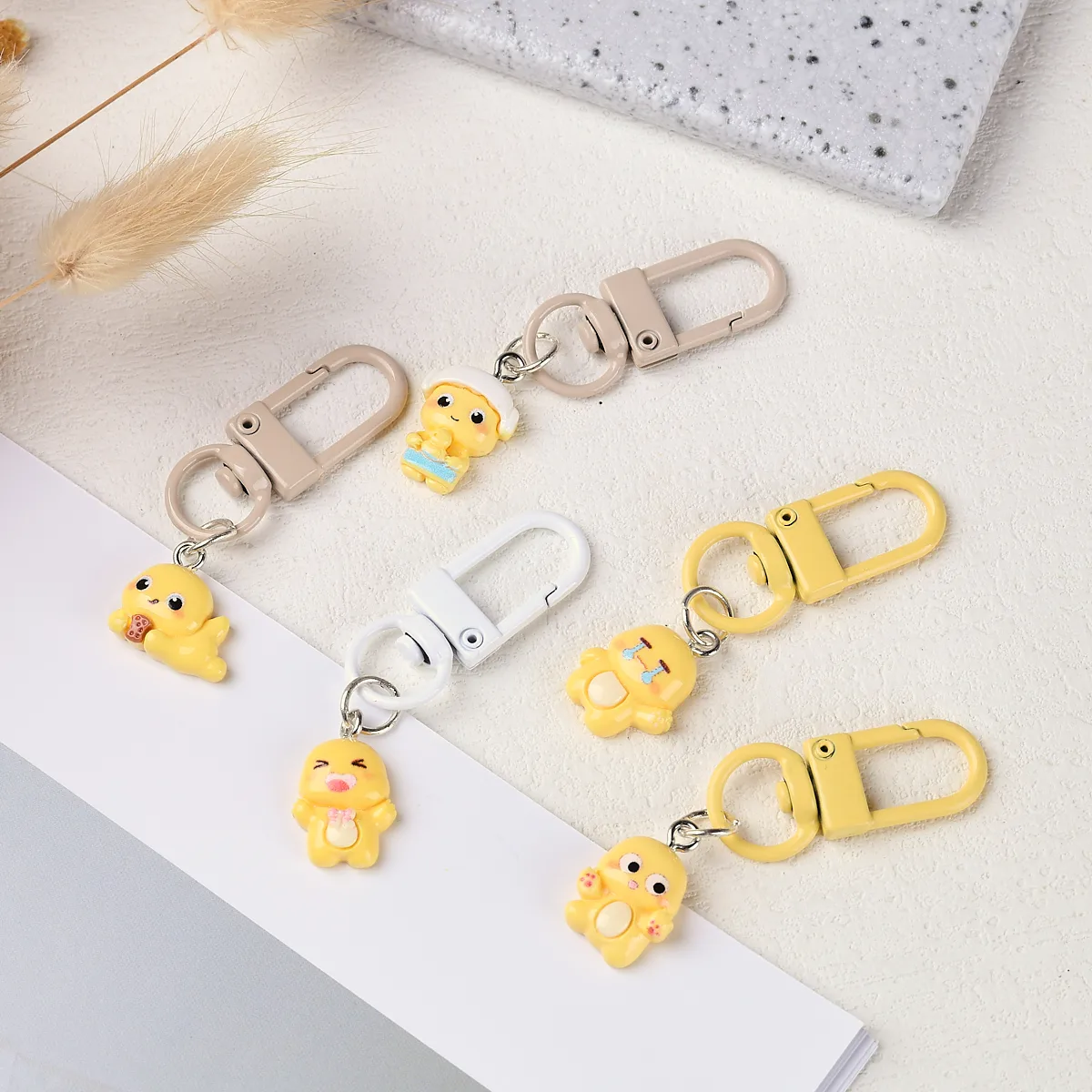 Cartoon Character Keychains Cute Resin Alloy Keyring Leisure Daily Use Lobster Clasp Four Seasons Suitable Metal Buckle Design display picture 1