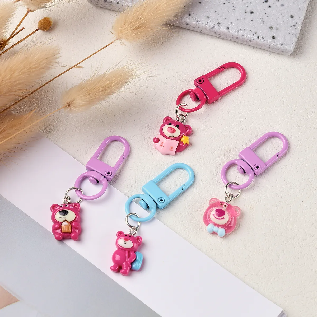 Cartoon Character Keychains Cute Resin Alloy Keyring Leisure Daily Use Lobster Clasp Four Seasons Suitable Metal Buckle Design display picture 2