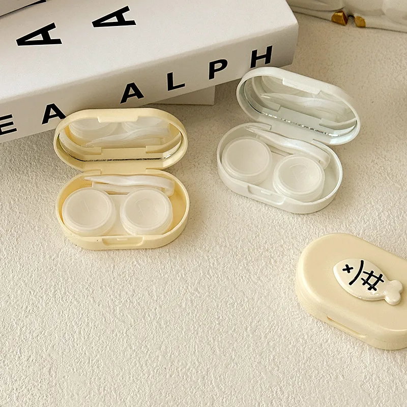 Portable Companion Box Invisible Eyelens Case Macaron Color Simple Design DIY Contact Lens Case With Clip For Daily Use display picture 3