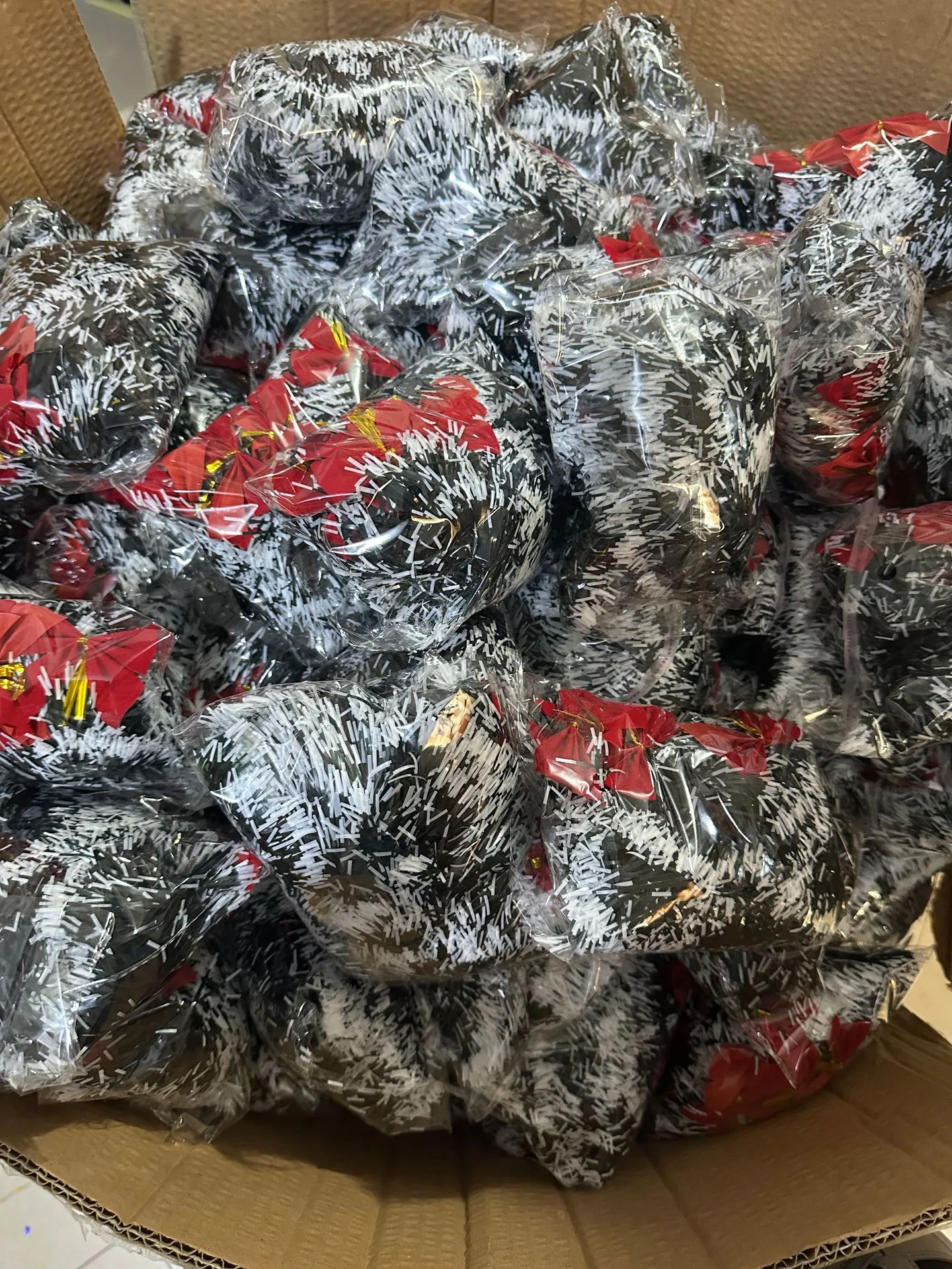 Christmas Tree Decorations Christmas Gifts Colorful Stripe Woolen Tassel Green Black Edge With Butterfly Knot Hotel Decorations display picture 16