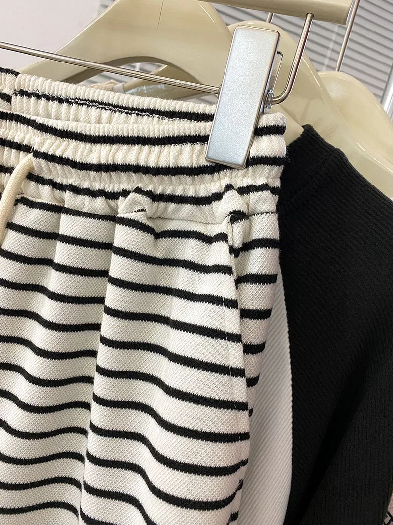 Summer Sport Style Loose High Waist Slimming Thin Striped Casual Wide Leg Versatile Striped Women's Shorts High Waist display picture 5