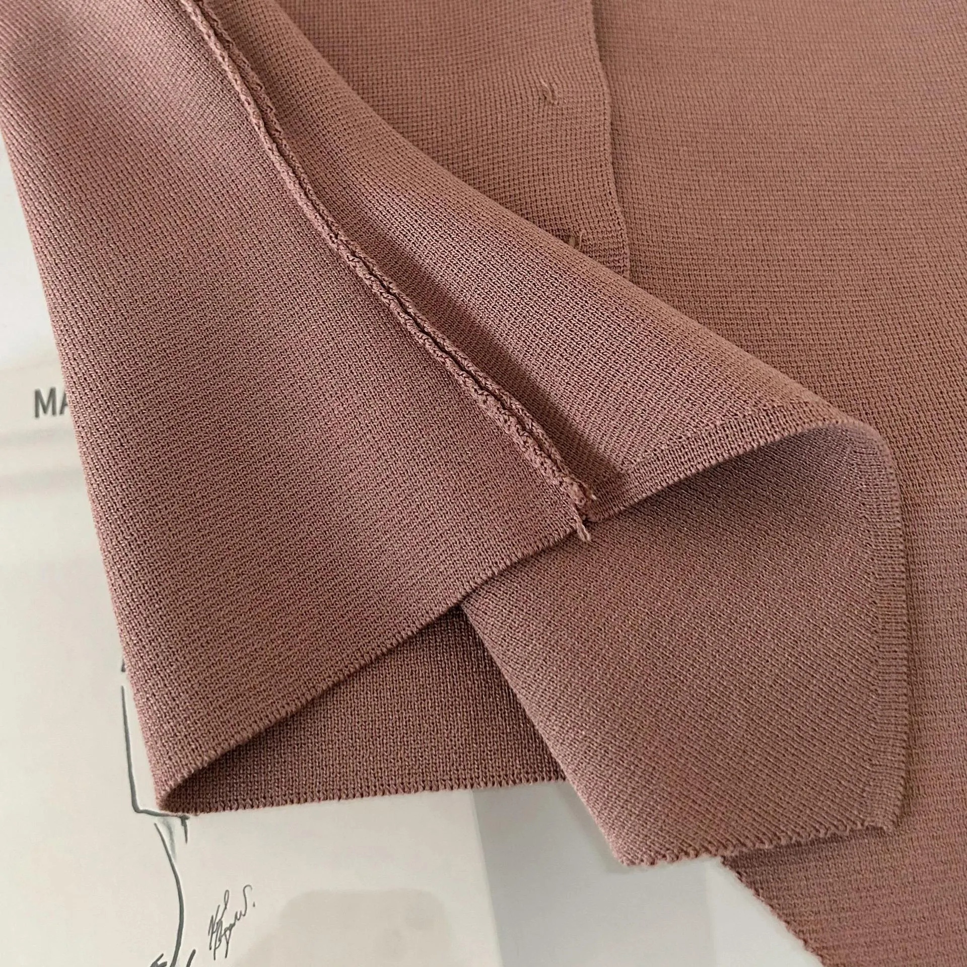 Elegant French Vintage Single-Button Sleeveless Vest Women's Summer Outerwear Fashionable Pure Color Shirt Collar Loose Fit display picture 6