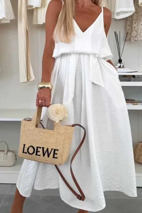 Women's Pure Color Butterfly Knot Belted Dress Casual Long Gown European Style V-neck Sleeveless Ankle-length Full Skirt display picture 9
