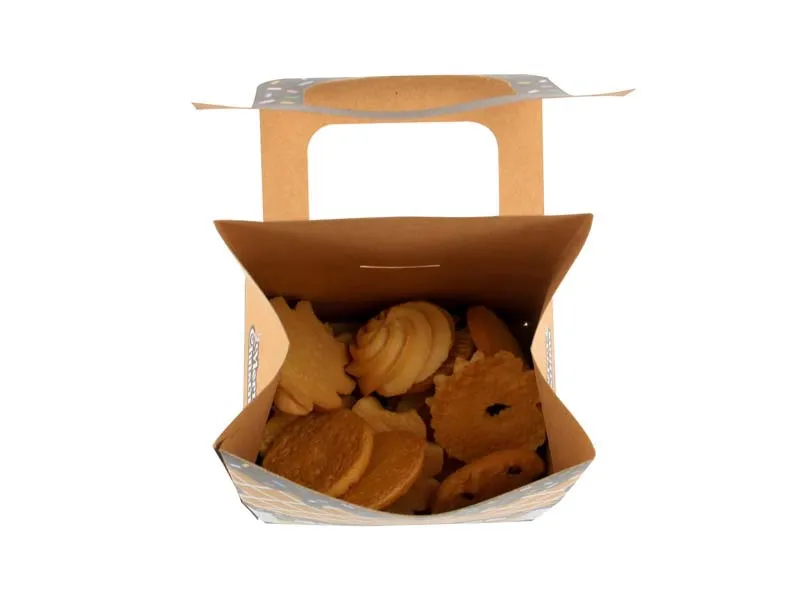 Christmas New Style Handheld Kraft Paper Candy Box Wedding Favor Sweet Sugar House Shaped Box Wedding Celebration Candy Box display picture 3
