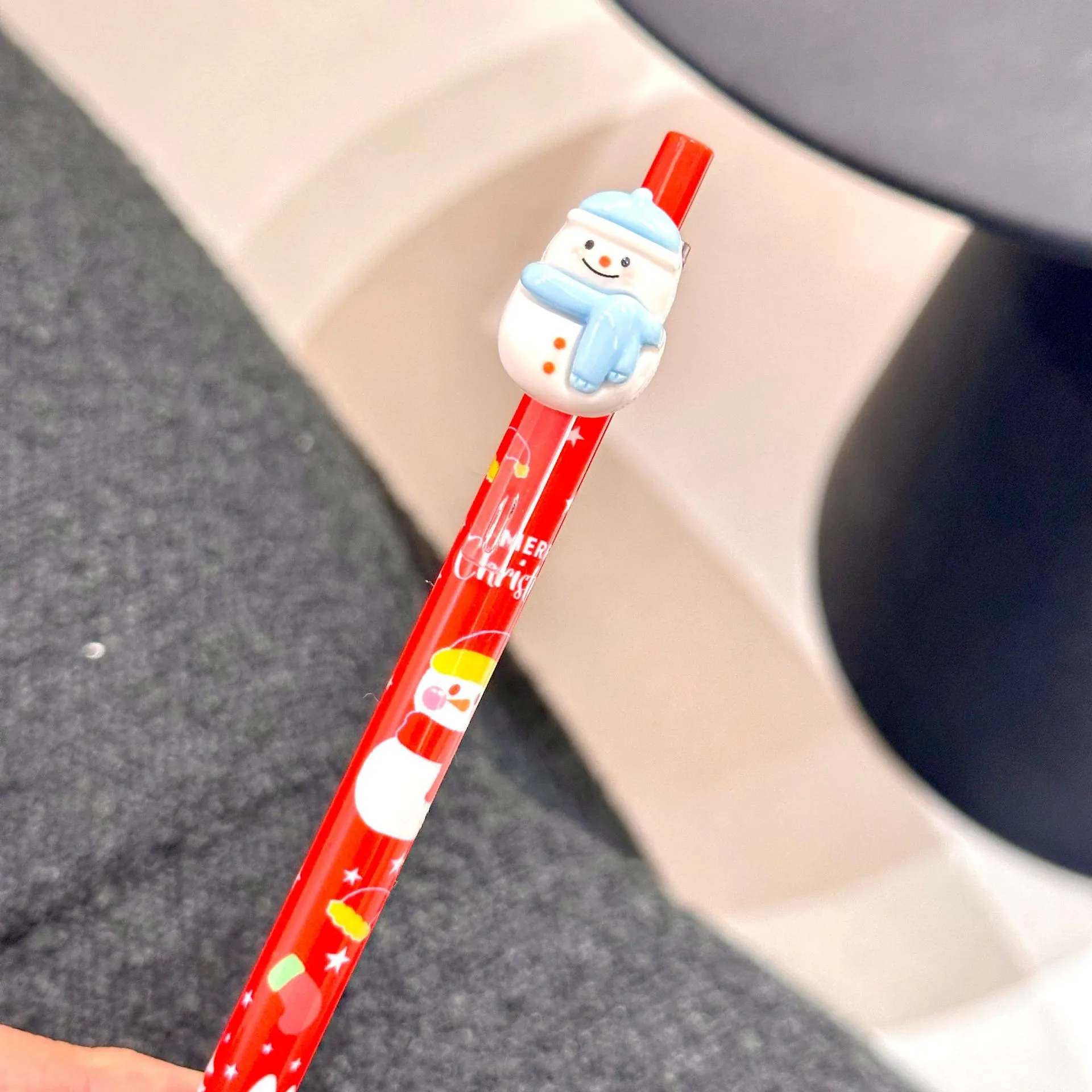 Cute Christmas Resin Ballpoint Pen Push Type Writing Stationery Student Gifts Learning Supplies Santa Claus Christmas Socks display picture 6