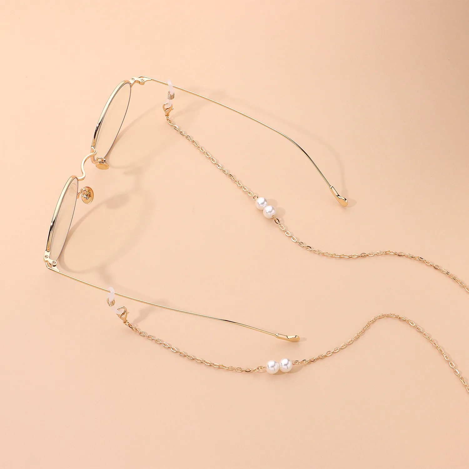 Fashion Pearl Chain Glasses Chain Simple And Elegant Metal Eyeglasses Accessories Popular Alloy Material display picture 4