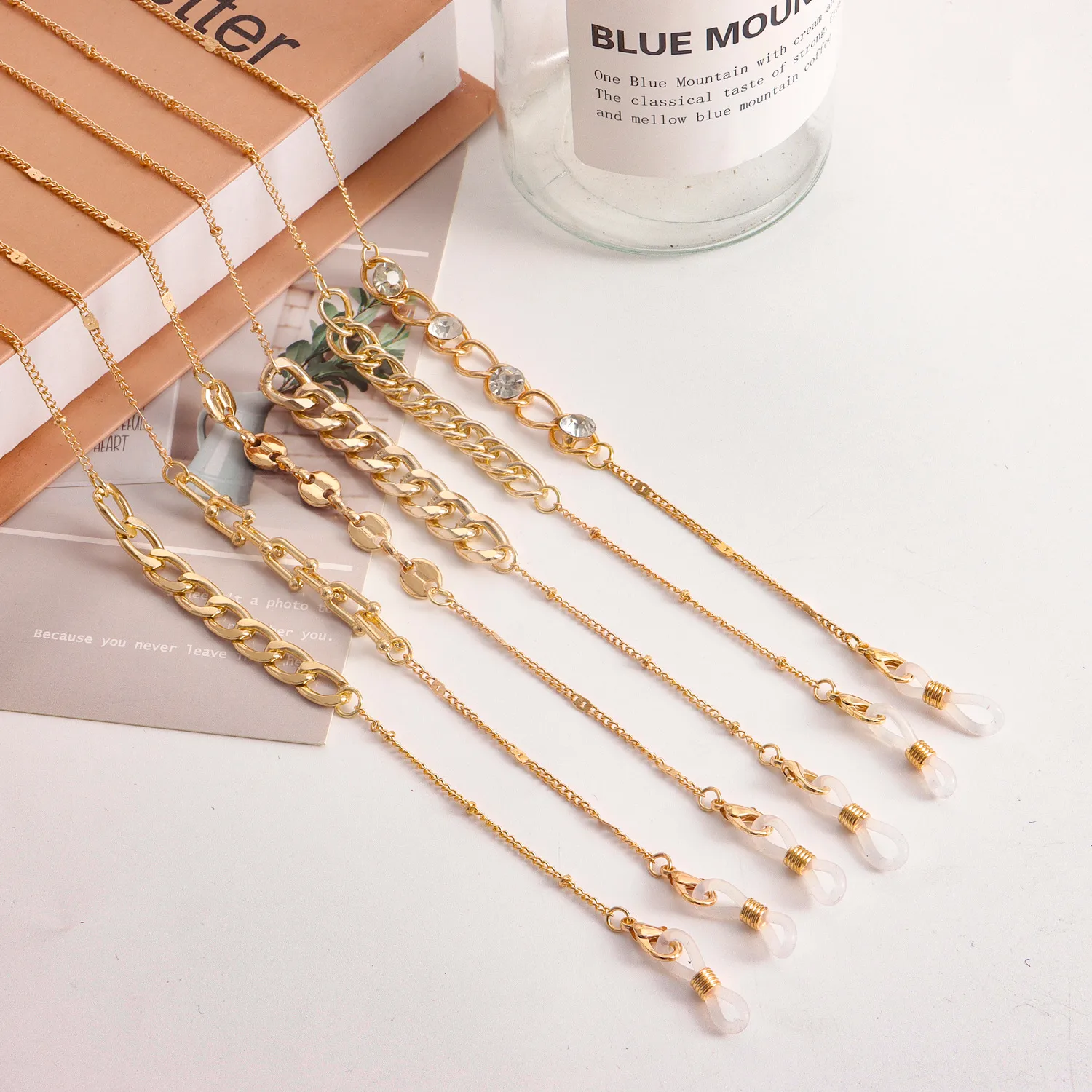 Metal Mask Chain Glasses Holder Alloy Material Eye Wear Accessory Double Purpose Chain For Masks And Glasses display picture 2