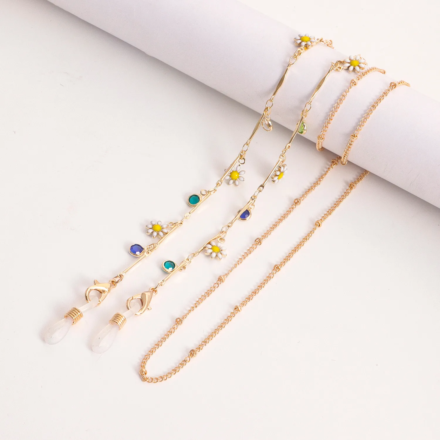 Colorful Geometric Flower Oil-Drop Women's Mask Accessories Eyeglass Chain Jewelry Alloy Material Fashionable And Stylish display picture 4