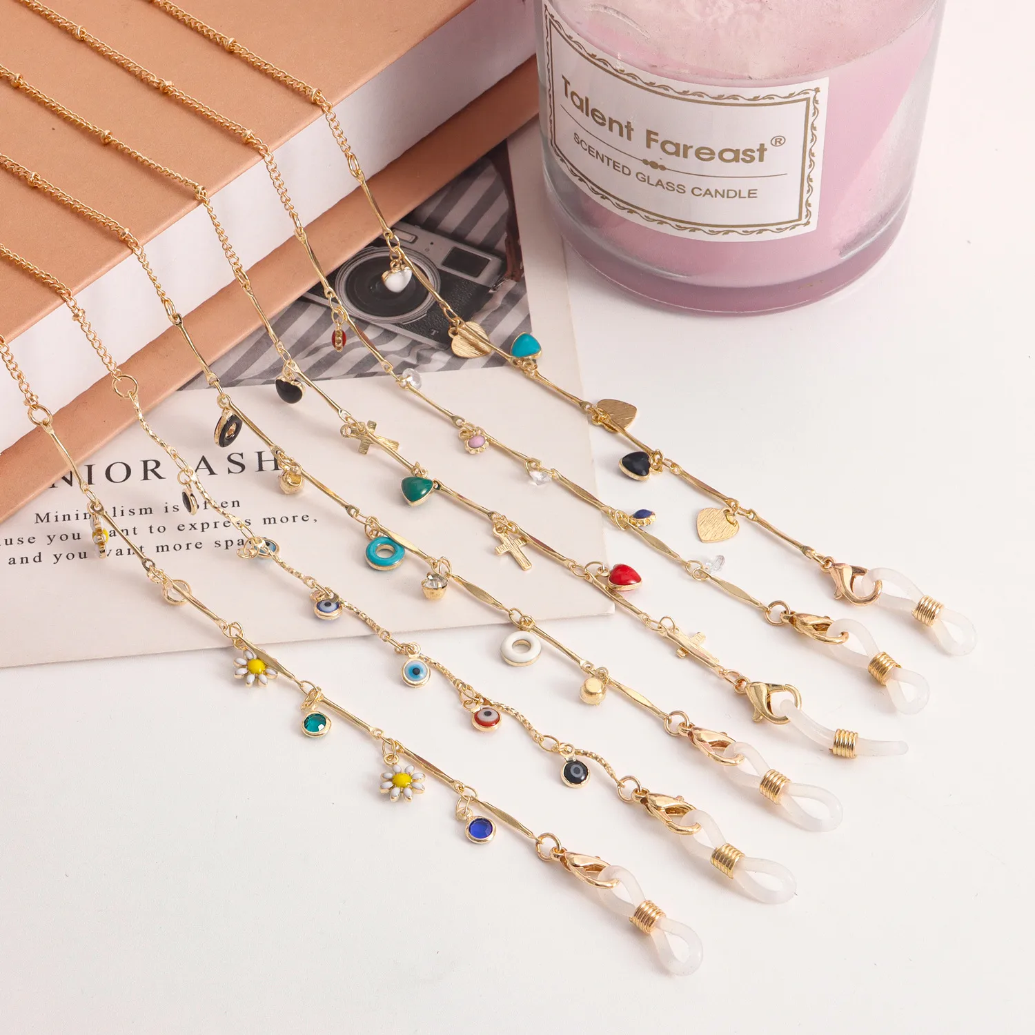 Colorful Geometric Flower Oil-Drop Women's Mask Accessories Eyeglass Chain Jewelry Alloy Material Fashionable And Stylish display picture 2