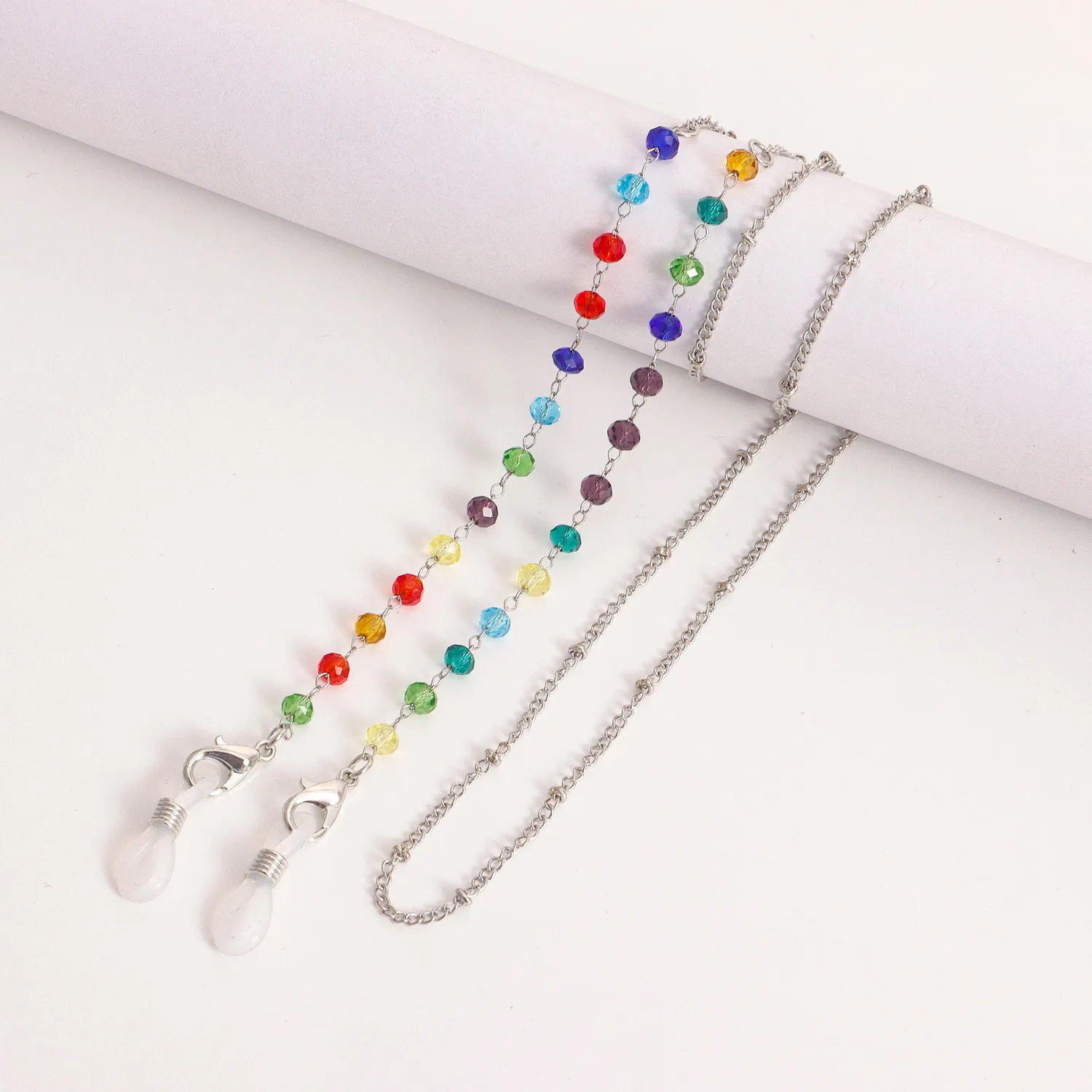 Style Colorful Crystal Eyeglass Chain Mask And Sunglasses Holder Fashionable Alloy Material Accessory display picture 3