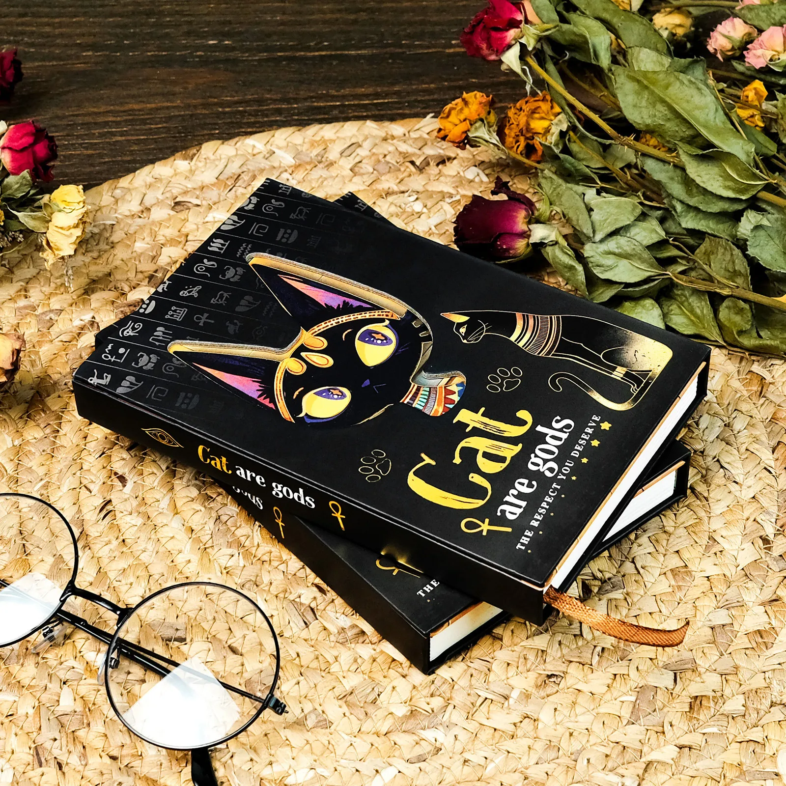 Cool Gold Egyptian Cat Series Portable Notebook Student Birthday Gift Scrapbooking Record Book Novelty Design 157g Copperplate Paper display picture 1