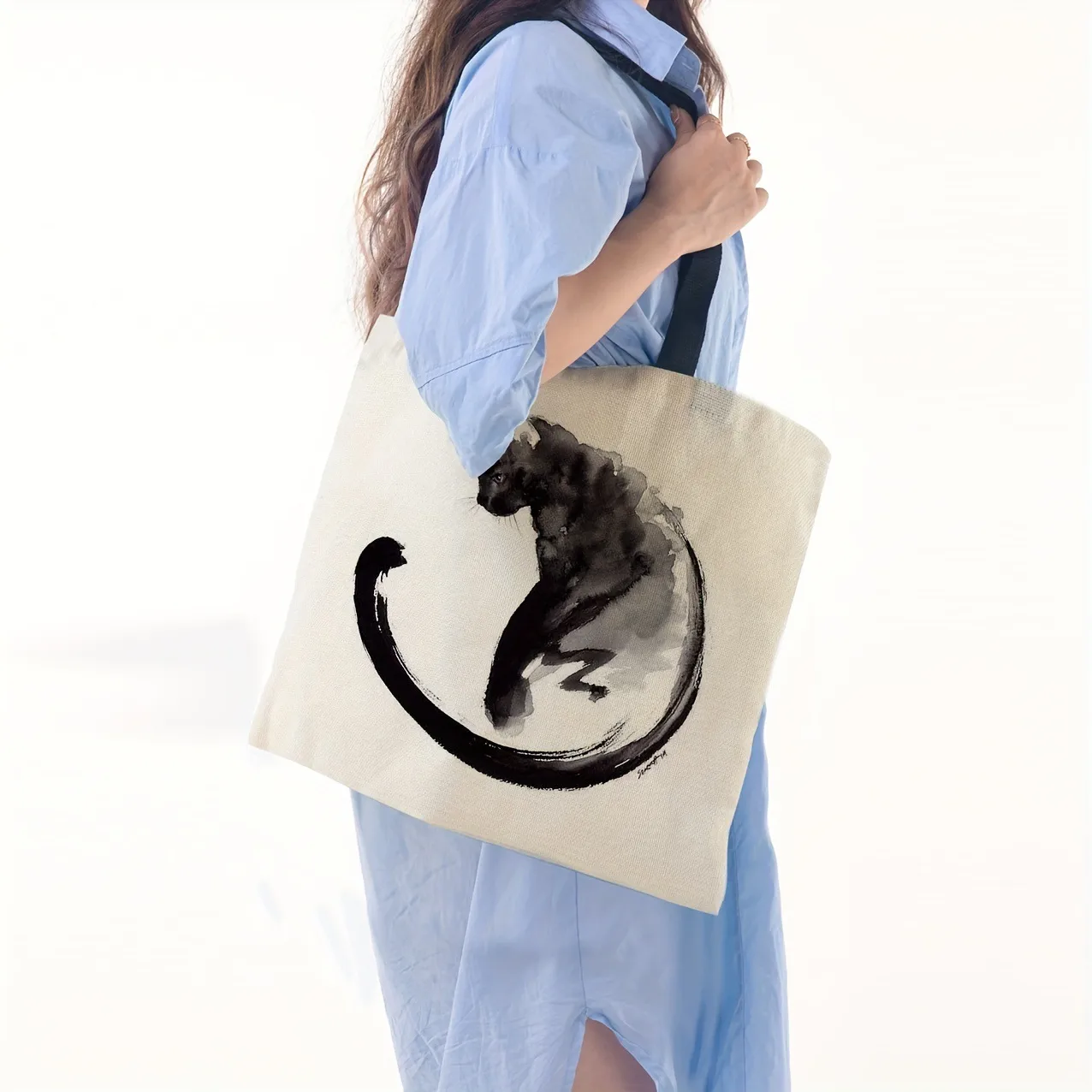Ladies Black White Cat Print Reusable Shopping Tote Bag Single Shoulder Handbag Polyester Medium Size Fashionable Women Bags display picture 2