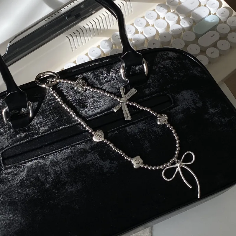 Silver Butterfly Knot Beaded Phone Chain New Ins Girl Ccd Lanyard Bag Pendant Cool Original Design Minimalist Style display picture 6