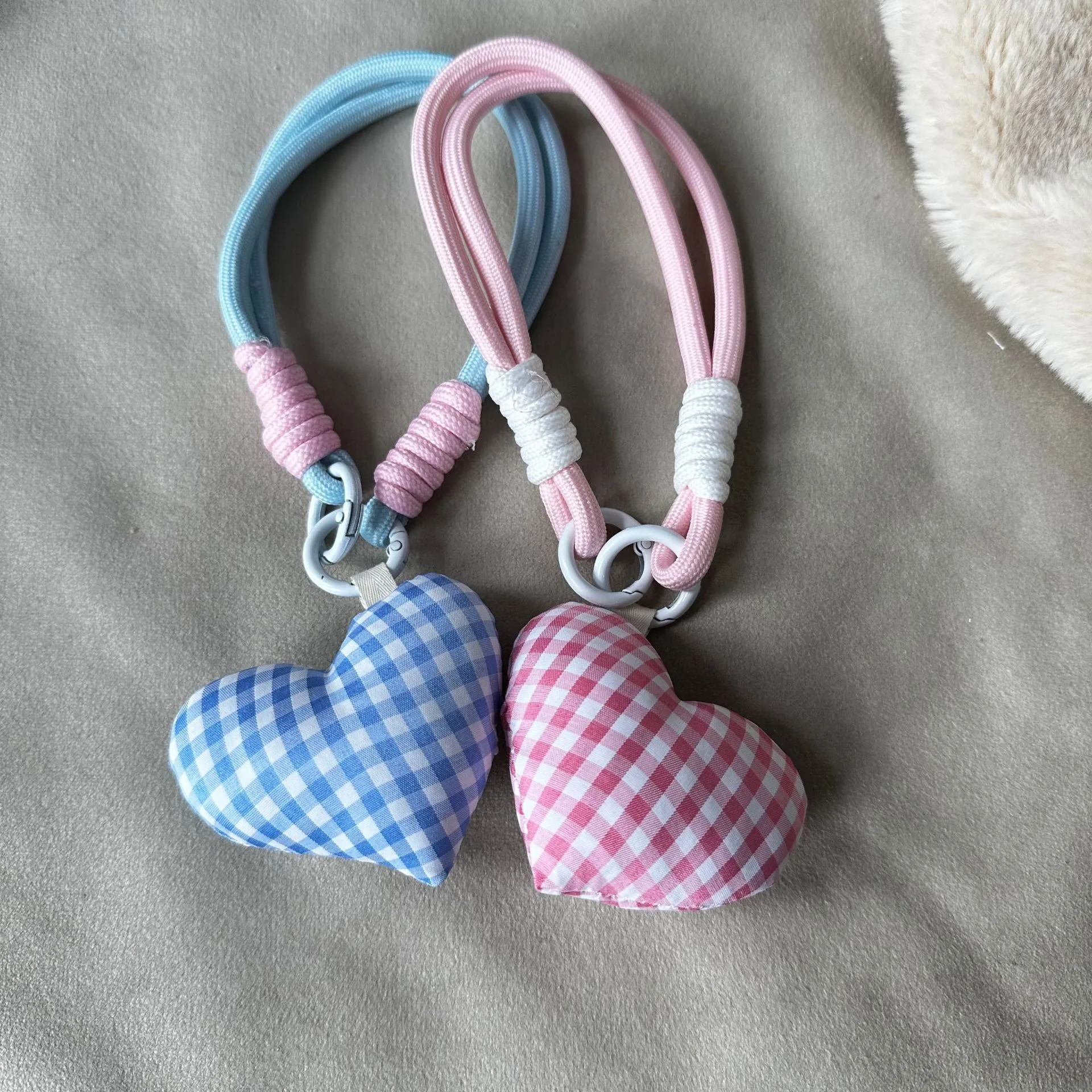 Nylon Fabric Heart Shaped Keychain Small Hanging Ornament Mobile Phone Chain Girl's Heart Rope Accessory Checkered Pattern display picture 1