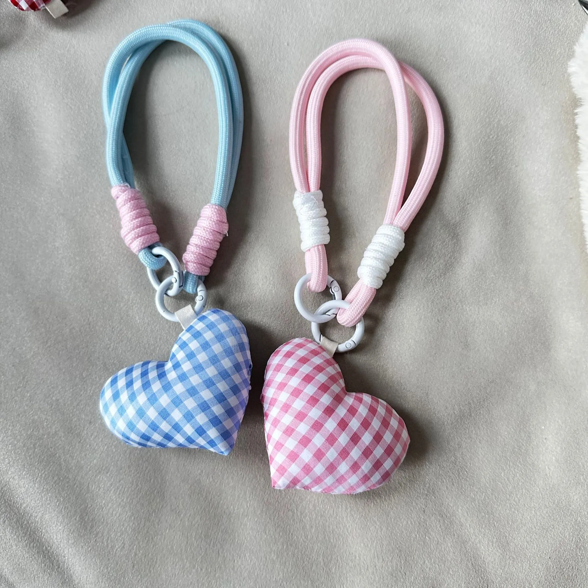 Nylon Fabric Heart Shaped Keychain Small Hanging Ornament Mobile Phone Chain Girl's Heart Rope Accessory Checkered Pattern display picture 2