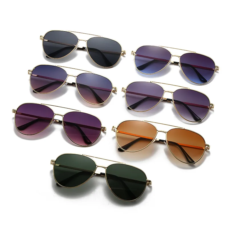 New Men's Large Frame Frog Eyeglasses Driving Sunglasses Outdoor Sports Fashionable Sun Protection Grey And Gold Color Options display picture 1
