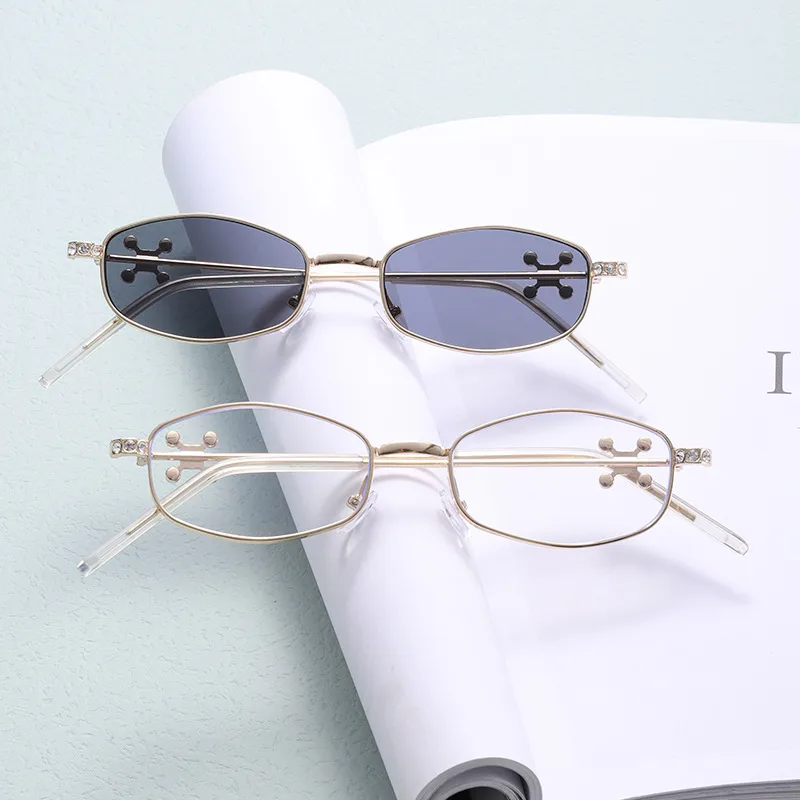 Fashionable Diamond Alloy Arm Sunglasses Women's Luxury Jewelry OnRing Eyewear Oval Frame Full Frame Hexagonal And Circular Design display picture 1