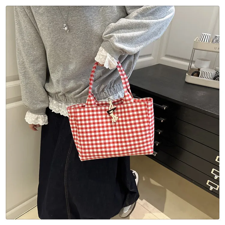 Trendy Canvas Grid Fresh Artistic Campus Large Capacity Fashionable Commuter Single Shoulder Handbag Women's Bag Summer display picture 5