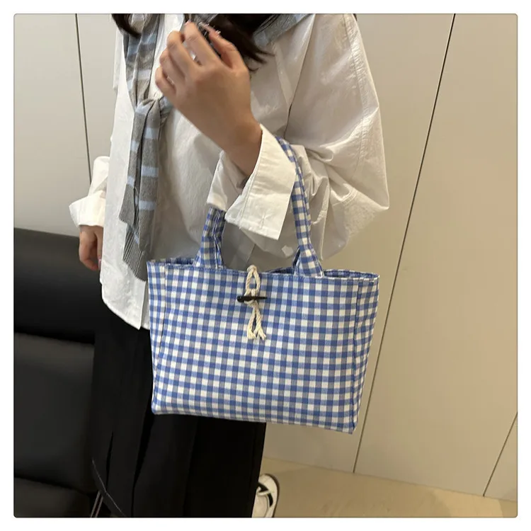 Trendy Canvas Grid Fresh Artistic Campus Large Capacity Fashionable Commuter Single Shoulder Handbag Women's Bag Summer display picture 7