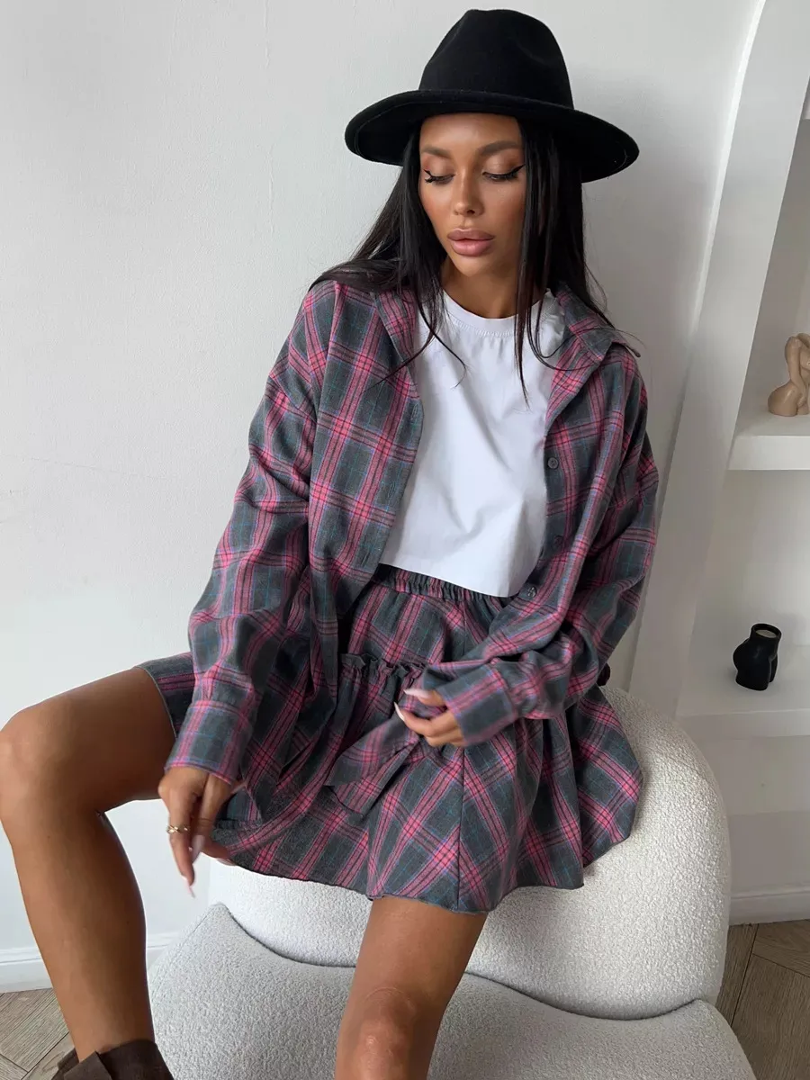 Fashionable Casual Plaid Skirt Set Women's Loose Collar Shirt Waist Cinched Mini Dress Two Piece Set Long Sleeve New Style display picture 2