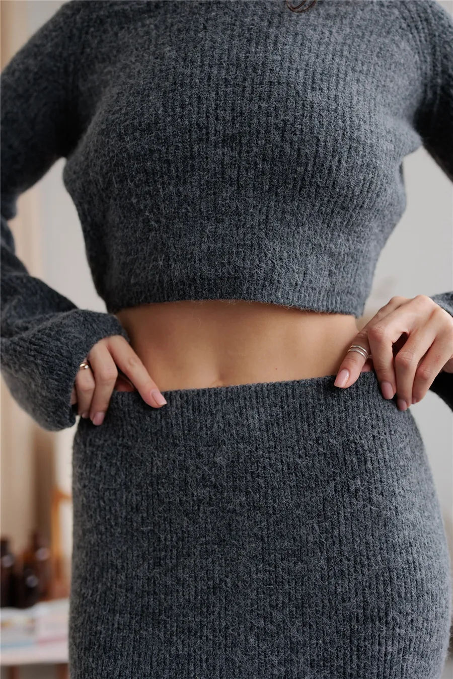 Women's Knitted Sweater And Skirt Set One-Shoulder Elegant Style Long Sleeve Pure Color Casual Fashion Autumn Winter New Arrival display picture 10