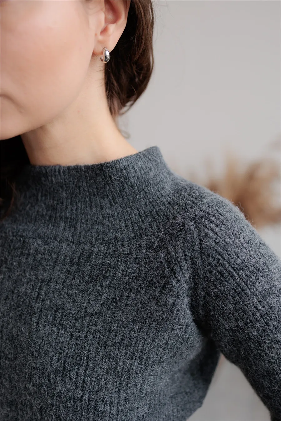 Women's Knitted Sweater And Skirt Set One-Shoulder Elegant Style Long Sleeve Pure Color Casual Fashion Autumn Winter New Arrival display picture 12