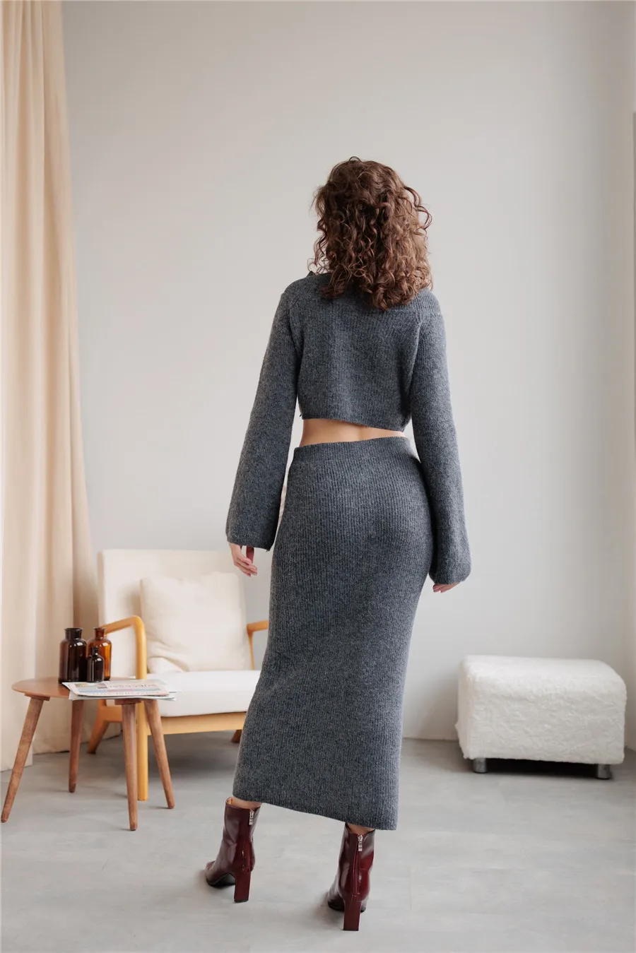 Women's Knitted Sweater And Skirt Set One-Shoulder Elegant Style Long Sleeve Pure Color Casual Fashion Autumn Winter New Arrival display picture 15