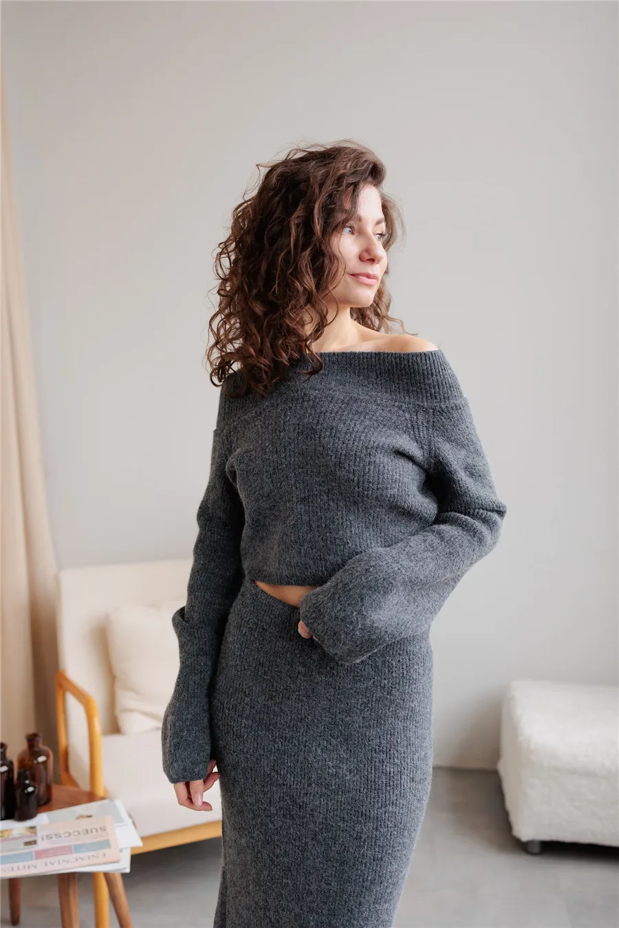 Women's Knitted Sweater And Skirt Set One-Shoulder Elegant Style Long Sleeve Pure Color Casual Fashion Autumn Winter New Arrival display picture 18