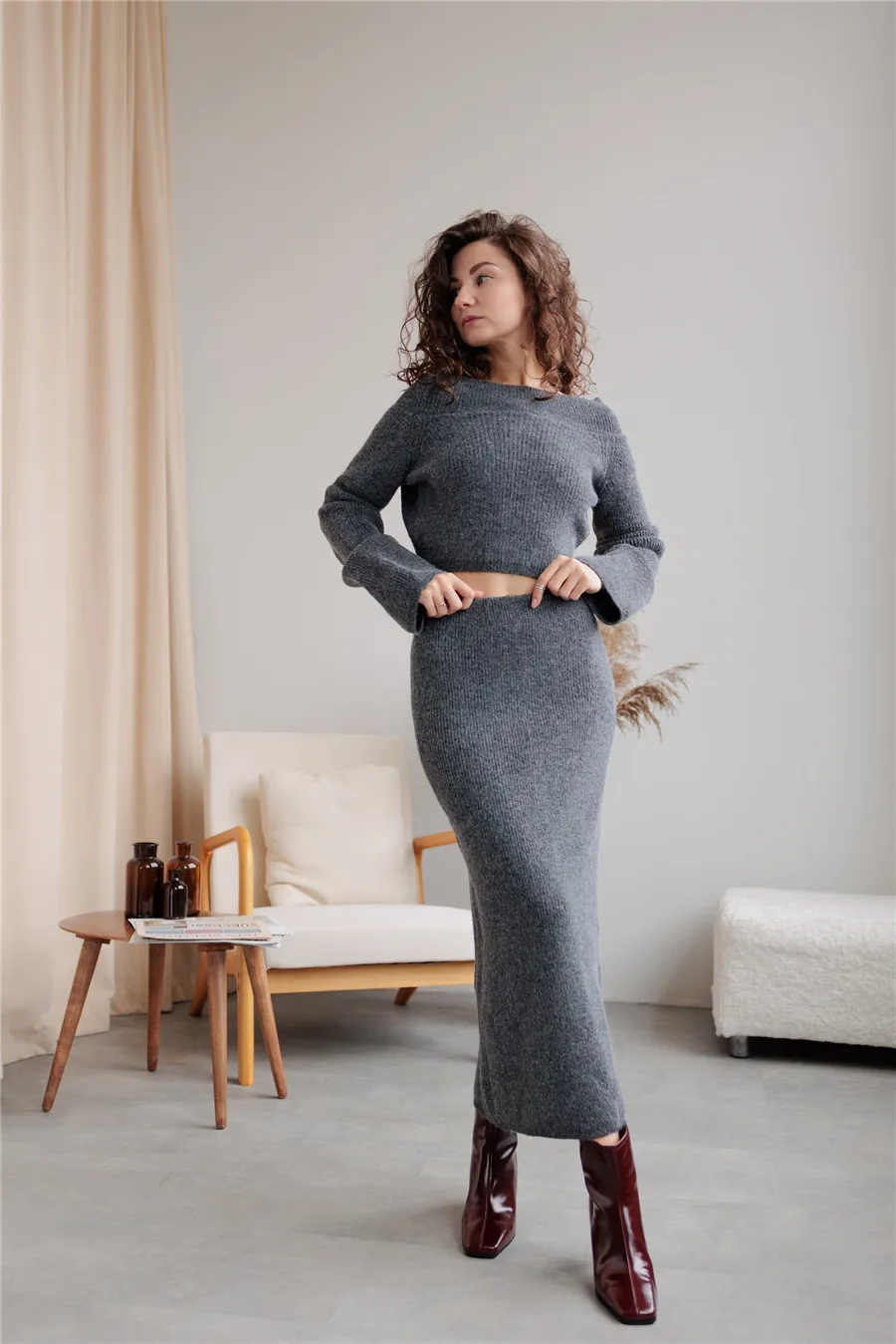 Women's Knitted Sweater And Skirt Set One-Shoulder Elegant Style Long Sleeve Pure Color Casual Fashion Autumn Winter New Arrival display picture 19