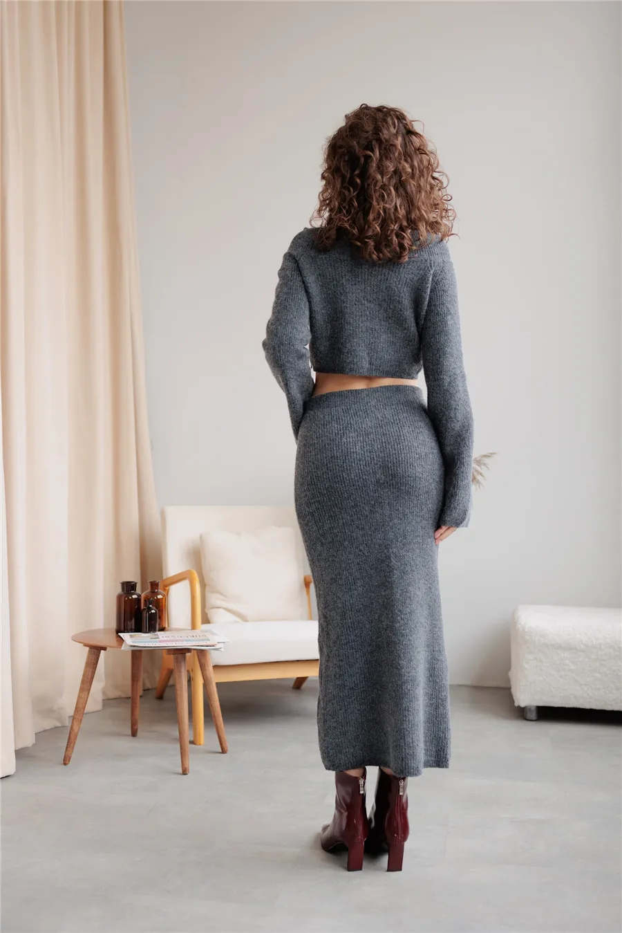 Women's Knitted Sweater And Skirt Set One-Shoulder Elegant Style Long Sleeve Pure Color Casual Fashion Autumn Winter New Arrival display picture 20