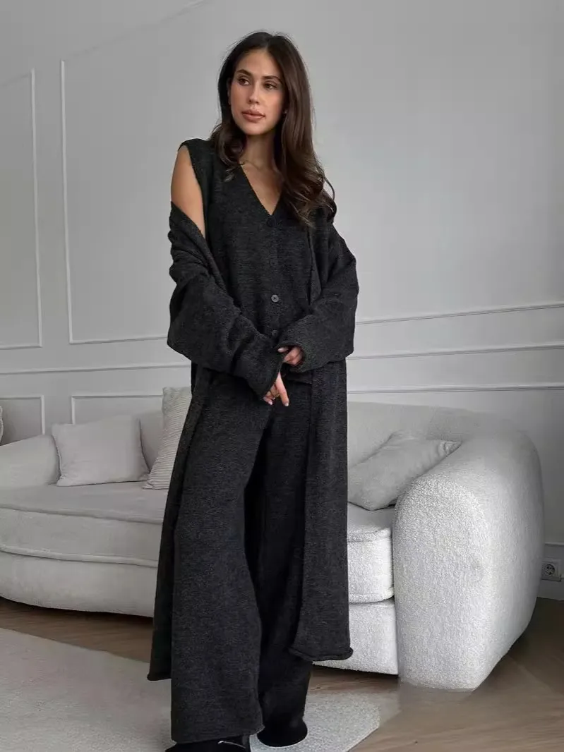 Autumn Winter Knitted Three-Piece Set Women's OL Style Sweater Cardigan Pants Casual Fashion  Ensemble display picture 2