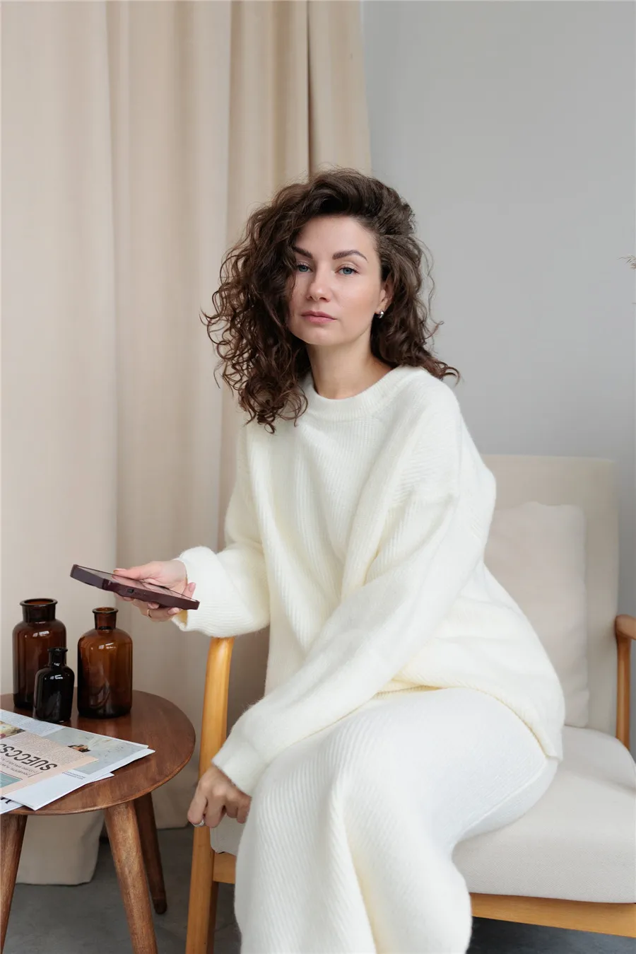 Elegant Knitted Dress Set Women's Autumn Winter New European Fashion Open Cardigan Sweater With Slit Mini Skirt Fashion Casual Set display picture 15