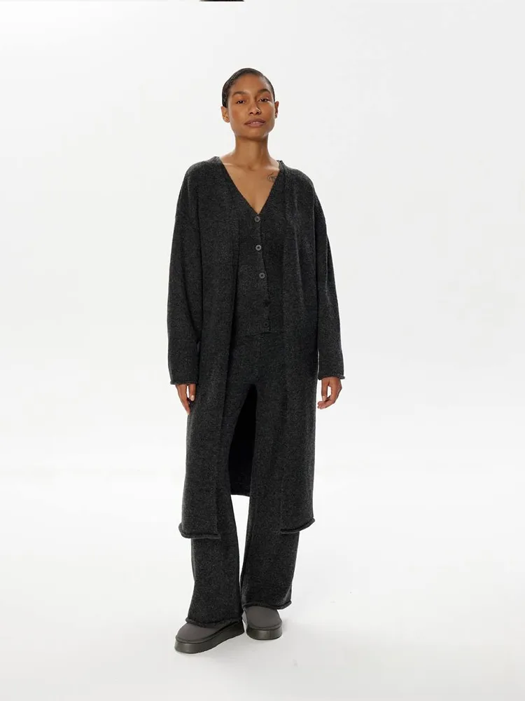 Autumn Winter Knitted Three-Piece Set Women's OL Style Sweater Cardigan Pants Casual Fashion  Ensemble display picture 5