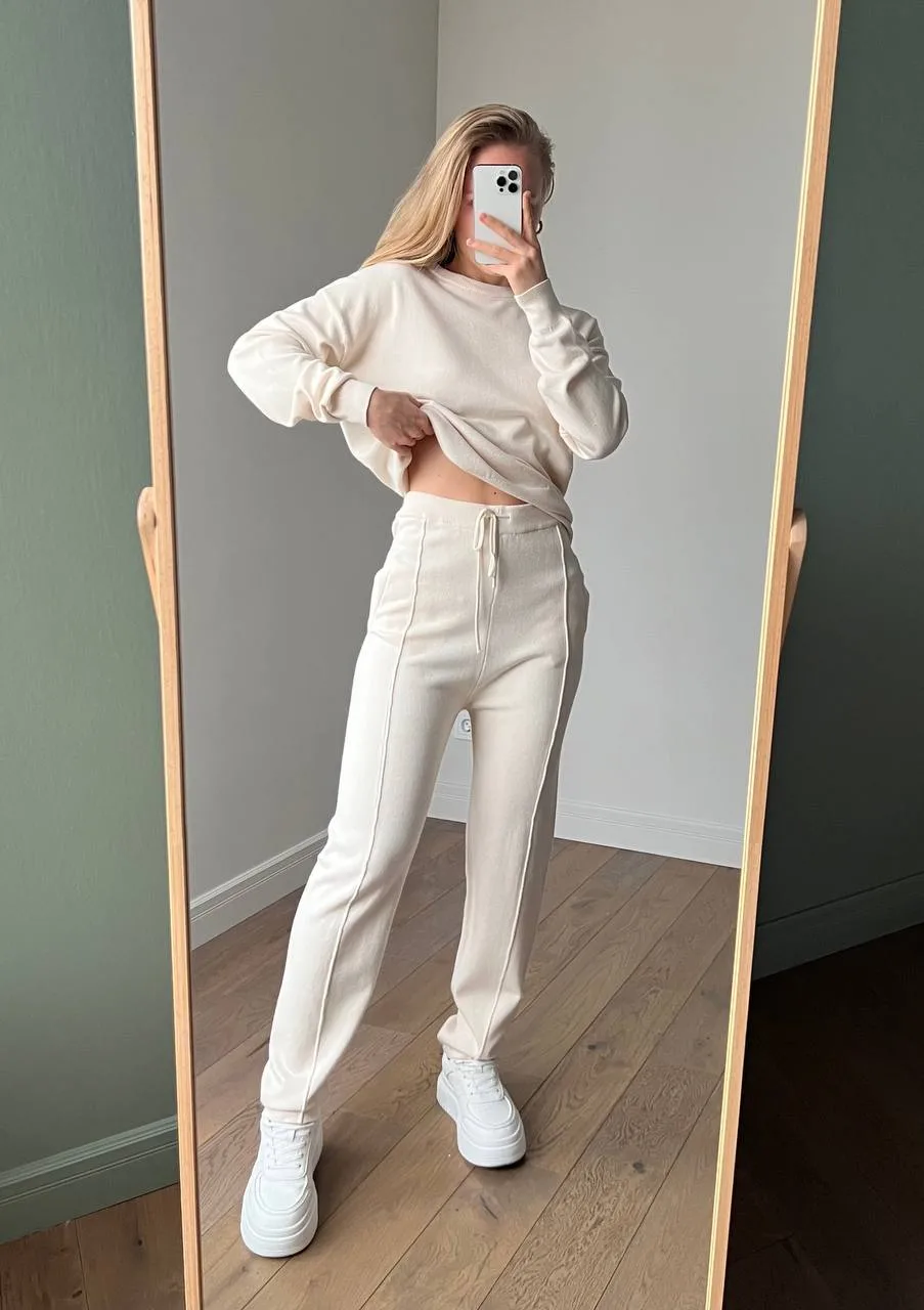 Loose Round Neck Sweater Set Women's Autumn Winter New Style Casual Knitted Outfit Comfortable Long Sleeve Pure Color Fashion display picture 9