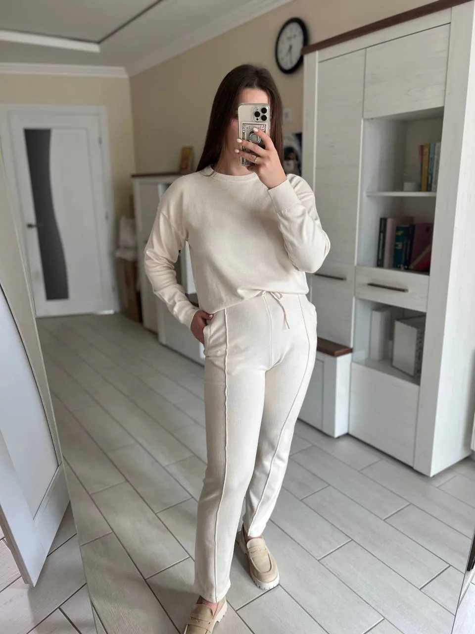 Loose Round Neck Sweater Set Women's Autumn Winter New Style Casual Knitted Outfit Comfortable Long Sleeve Pure Color Fashion display picture 10